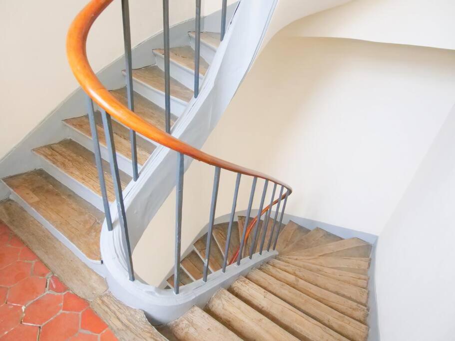 Charme Et Modernite Au Coeur Du Quartier St Louis Appartement Versailles Buitenkant foto