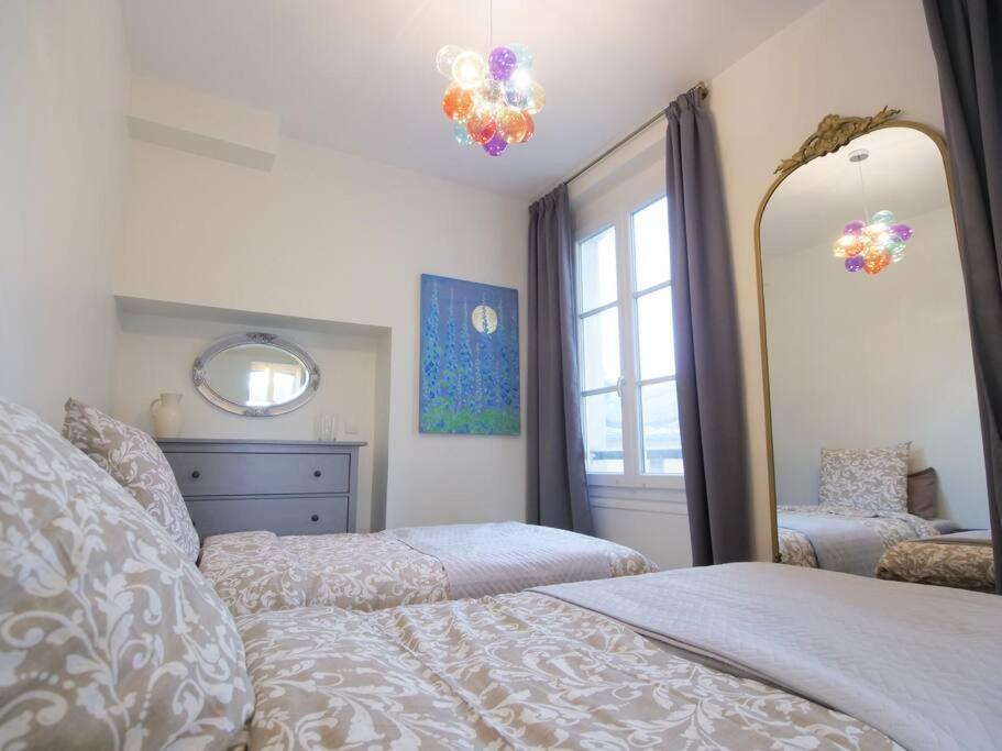Charme Et Modernite Au Coeur Du Quartier St Louis Appartement Versailles Buitenkant foto