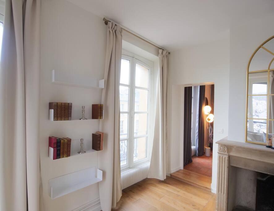 Charme Et Modernite Au Coeur Du Quartier St Louis Appartement Versailles Buitenkant foto